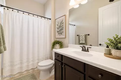 Bath - 1532 N Roadrunner Rd, Apache Junction, AZ 85119 photo 4 of 5