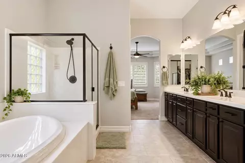Bath - 1532 N Roadrunner Rd, Apache Junction, AZ 85119 photo 3 of 5