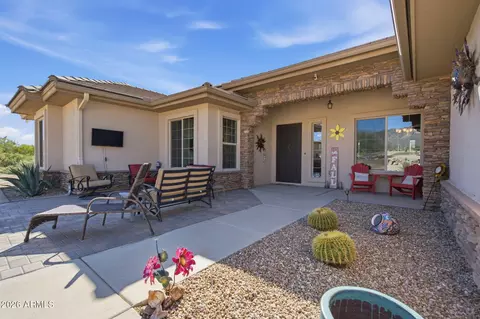 Exterior - 1532 N Roadrunner Rd, Apache Junction, AZ 85119 photo 8 of 11