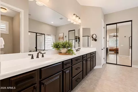 Bath - 1532 N Roadrunner Rd, Apache Junction, AZ 85119 photo 1 of 5