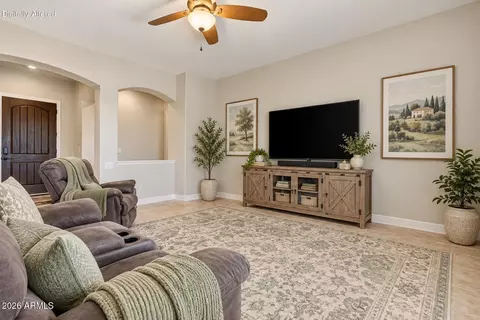 Living - 1532 N Roadrunner Rd, Apache Junction, AZ 85119 photo 1 of 1