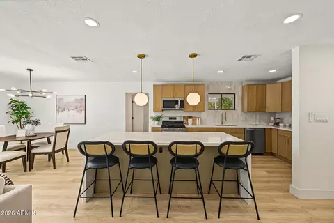 Kitchen - 1330 E Catalina Dr, Phoenix, AZ 85014 photo 1 of 5