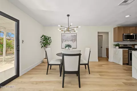 Dining - 1330 E Catalina Dr, Phoenix, AZ 85014 photo 1 of 2