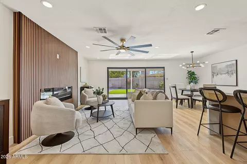 Living - 1330 E Catalina Dr, Phoenix, AZ 85014 photo 4 of 4