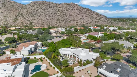 View/Area - 4627 E Sanna St, Phoenix, AZ 85028 photo 4 of 5