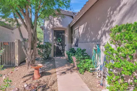Exterior - 3102 W Eagle Claw Dr, Phoenix, AZ 85086 photo 2 of 12