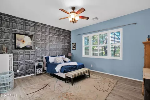Bedroom - 3102 W Eagle Claw Dr, Phoenix, AZ 85086 photo 1 of 3