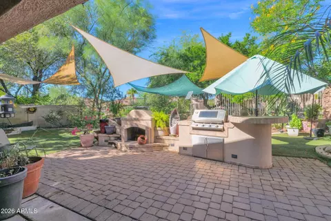 Exterior - 3102 W Eagle Claw Dr, Phoenix, AZ 85086 photo 3 of 12