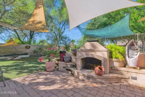 Exterior - 3102 W Eagle Claw Dr, Phoenix, AZ 85086 photo 4 of 12