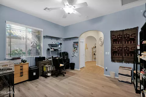Entry Way - 3102 W Eagle Claw Dr, Phoenix, AZ 85086 photo 2 of 2