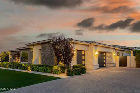 Exterior - 2665 E Hummingbird Way, Gilbert, AZ 85297 photo 3 of 24