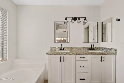 Bath - 417 S Ash St, Gilbert, AZ 85233 photo 1 of 3