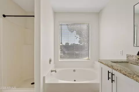 Bath - 417 S Ash St, Gilbert, AZ 85233 photo 2 of 3