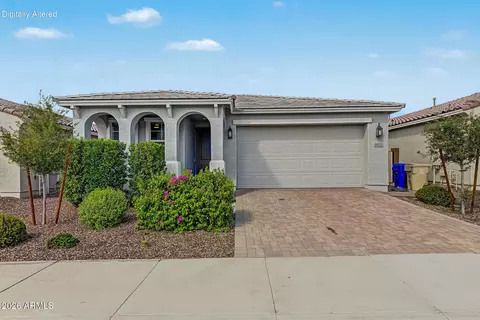 9022 W Georgia Ave, Glendale, AZ 85305