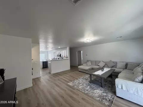 Living - 2739 E Beverly Ln, Phoenix, AZ 85032 photo 3 of 4