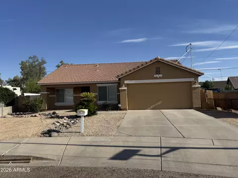 Exterior - 2739 E Beverly Ln, Phoenix, AZ 85032 photo 11 of 12