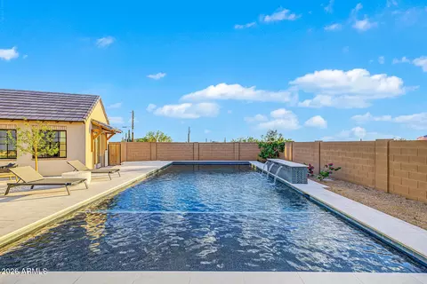 Exterior - 8323 E Regina Cir, Mesa, AZ 85207 photo 6 of 11