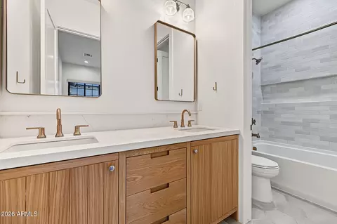 Bath - 8323 E Regina Cir, Mesa, AZ 85207 photo 5 of 6