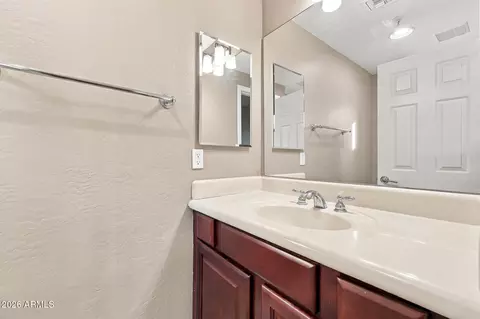 Bath - 3935 E Rough Rider Rd #1014, Phoenix, AZ 85050 photo 1 of 4