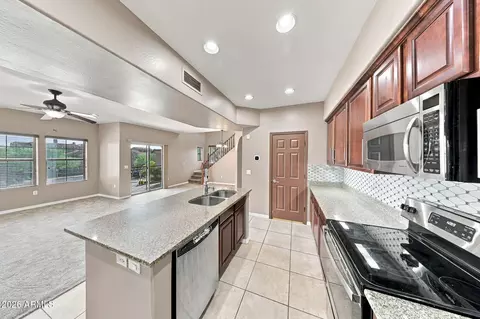 Kitchen - 3935 E Rough Rider Rd #1014, Phoenix, AZ 85050 photo 3 of 4