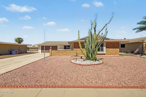 11070 W Pleasant Valley Rd W, Sun City, AZ 85351