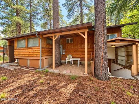 Exterior - 471 Comanche St, Flagstaff, AZ 86005 photo 5 of 8