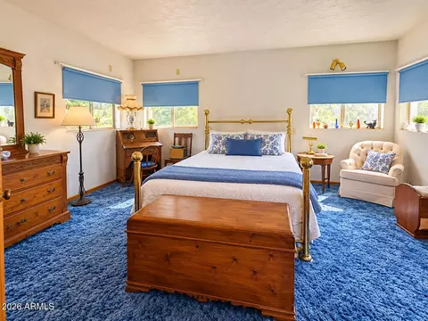 Bedroom - 471 Comanche St, Flagstaff, AZ 86005 photo 2 of 4