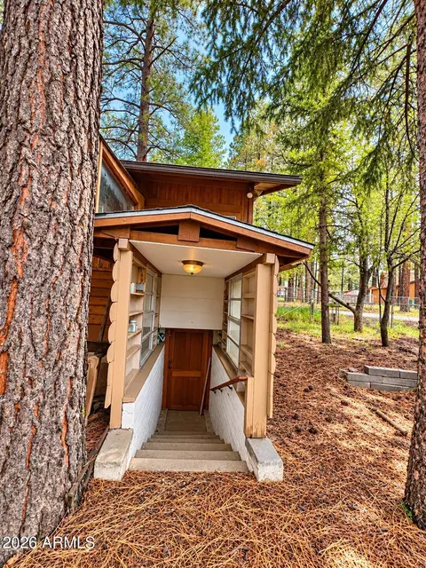 Exterior - 471 Comanche St, Flagstaff, AZ 86005 photo 8 of 8