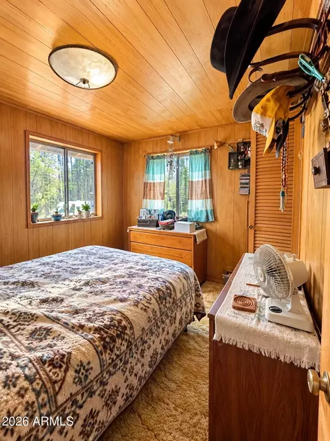 Bedroom - 471 Comanche St, Flagstaff, AZ 86005 photo 4 of 4
