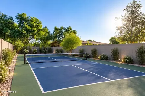 Exterior - 4202 N 33rd St, Phoenix, AZ 85018 photo 9 of 9