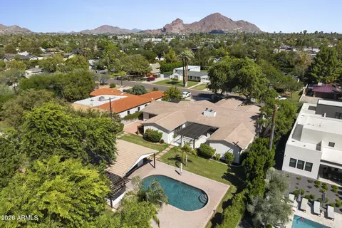 View/Area - 4202 N 33rd St, Phoenix, AZ 85018 photo 1 of 2