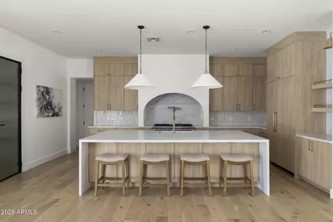 Kitchen - 4202 N 33rd St, Phoenix, AZ 85018 photo 2 of 9