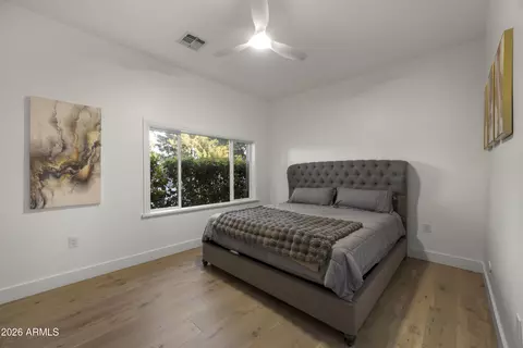 Bedroom - 4202 N 33rd St, Phoenix, AZ 85018 photo 3 of 5