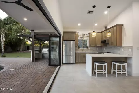 Kitchen - 4202 N 33rd St, Phoenix, AZ 85018 photo 9 of 9