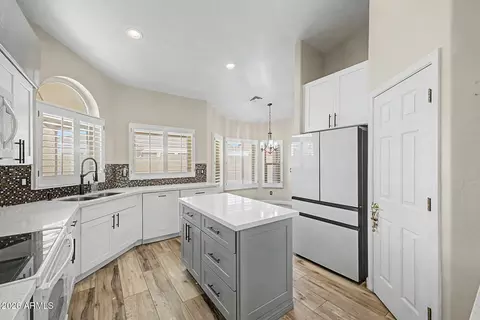 Kitchen - 6904 E Minton St, Mesa, AZ 85207 photo 3 of 3