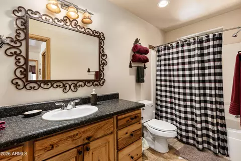 Bath - 7835 E Knighthood Ln, Williams, AZ 86046 photo 2 of 2