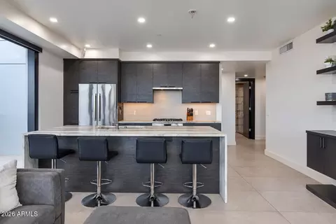 4422 N 75th St #2008, Scottsdale, AZ 85251
