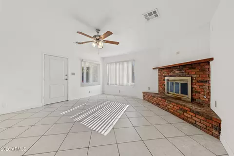 Living - 4518 N 9th Ave, Phoenix, AZ 85013 photo 5 of 8