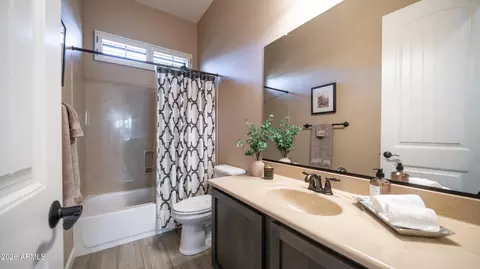 Bath - 1817 N Red Clf, Mesa, AZ 85207 photo 3 of 3
