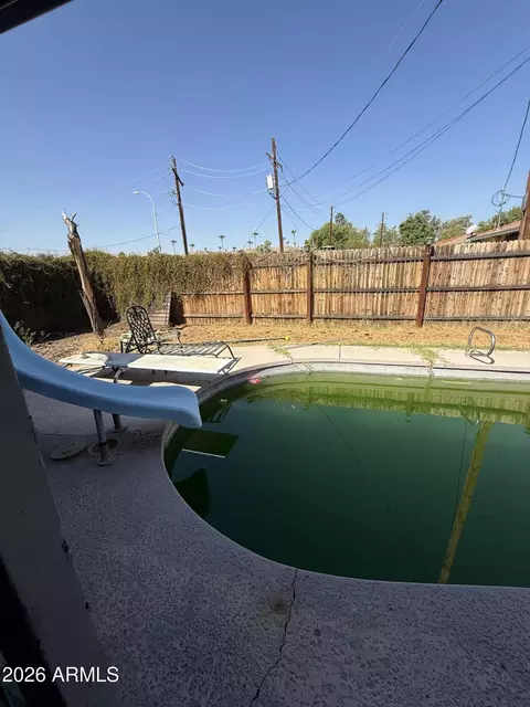 Exterior - 7102 N 17th Dr, Phoenix, AZ 85021 photo 7 of 12