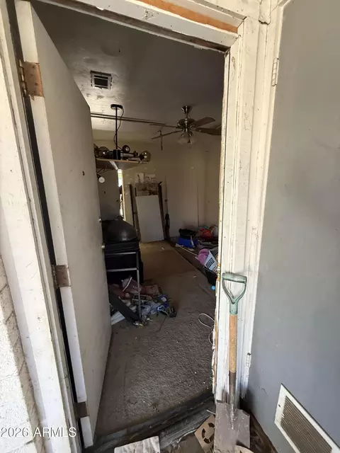 Entry Way - 7102 N 17th Dr, Phoenix, AZ 85021 photo 10 of 10
