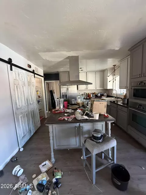 Kitchen - 7102 N 17th Dr, Phoenix, AZ 85021 photo 1 of 5