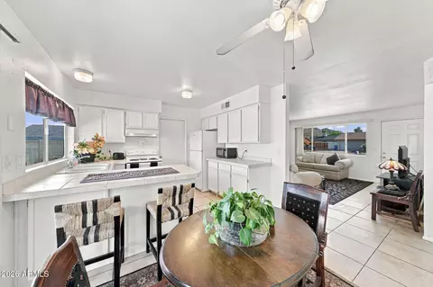 Dining - 2158 E Claire Dr, Phoenix, AZ 85022 photo 1 of 1