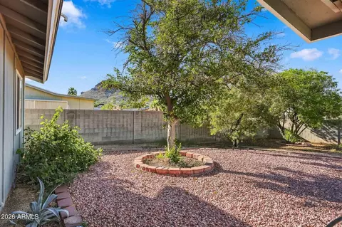 Exterior - 2158 E Claire Dr, Phoenix, AZ 85022 photo 5 of 5