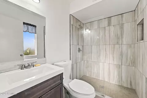 Bath - 2158 E Claire Dr, Phoenix, AZ 85022 photo 1 of 2