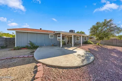 Exterior - 2158 E Claire Dr, Phoenix, AZ 85022 photo 2 of 5