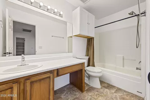Bath - 3159 W Matthew Dr, Phoenix, AZ 85027 photo 4 of 4