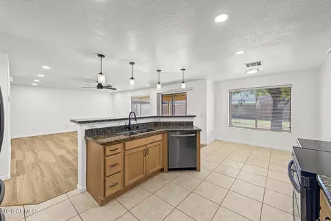 Kitchen - 3159 W Matthew Dr, Phoenix, AZ 85027 photo 2 of 4