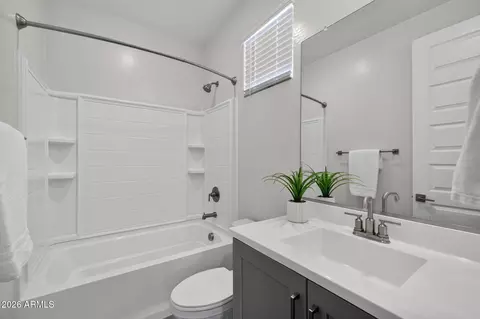 Bath - 9654 E Rainbow Ave, Mesa, AZ 85212 photo 5 of 5