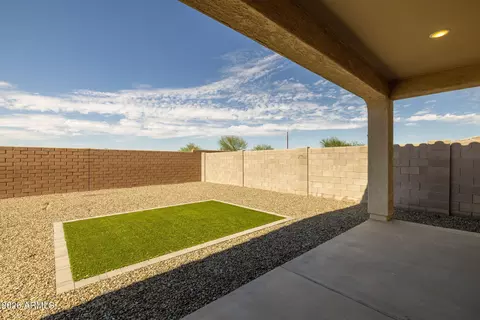 Exterior - 9654 E Rainbow Ave, Mesa, AZ 85212 photo 2 of 9
